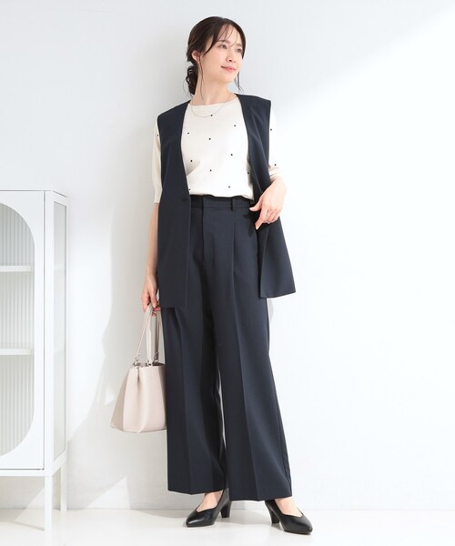 SHOO・LA・RUE(シューラルー)の「【セットアップ可/洗濯後しわになりにくい/UV/吸水速乾】シンプルに美しく タックワイドパンツ(その他パンツ・レディース・ネイビー/ナチュラル/グレー・04/03/02/01)」の12枚目の写真