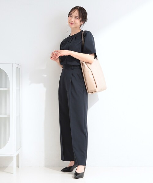 SHOO・LA・RUE(シューラルー)の「【セットアップ可/洗濯後しわになりにくい/UV/吸水速乾】シンプルに美しく タックワイドパンツ(その他パンツ・レディース・ネイビー/ナチュラル/グレー・04/03/02/01)」の13枚目の写真