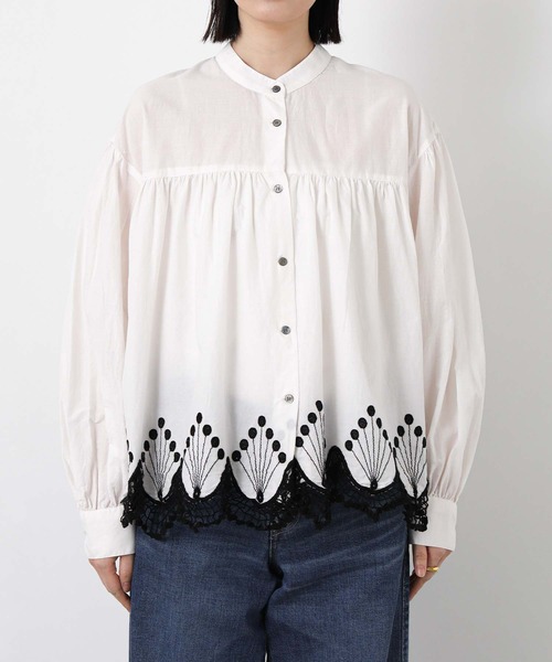 Gready Brilliant(グレディブリリアン)の「スカラ刺繍バンドネックシャツ(シャツ/ブラウス・レディース・オフホワイト・FREE)」の19枚目の写真