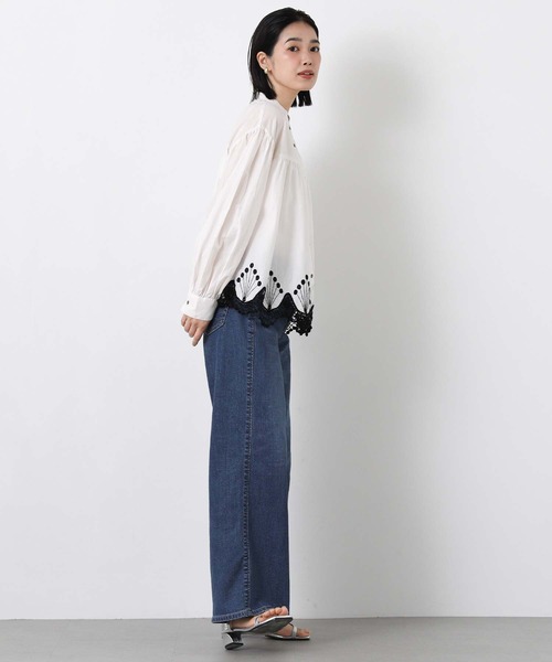 Gready Brilliant(グレディブリリアン)の「スカラ刺繍バンドネックシャツ(シャツ/ブラウス・レディース・オフホワイト・FREE)」の8枚目の写真