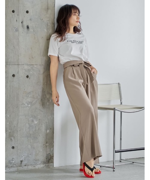 Re:EDIT（リエディ）の「[UVカット][接触冷感]スローガンロゴTシャツ（Tシャツ/カットソー・レディース・ブラック/ホワイト×ブラック/ホワイト×レッド/ホワイト×シルバー/レッド・MEDIUM/LARGE）」の14枚目の写真