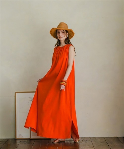 Maison INNESS(メゾンアイネス)の「リネンブレンドフレアボリュームワンピース(接触冷感・UVカット)<大きいサイズ有>(ワンピース・レディース・オレンジ/ベージュ/ブラック・S/M/L/LL/3L/4L/5L)」の19枚目の写真