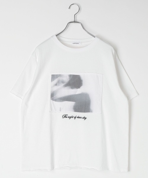 LEPSIM(レプシィム)の「フォトパッチプリントT 667197(Tシャツ/カットソー・レディース・オフホワイト/チャコール/イエロー・FREE)」の12枚目の写真