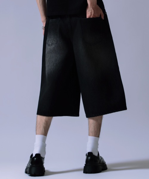 Crownor(クラウノアー)の「ワイドバギー デニムショーツ(デニムパンツ・メンズ・ブラック/ブルー/サックスブルー・X-LARGE/MEDIUM/LARGE)」の6枚目の写真