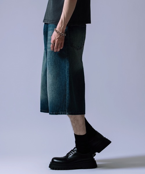 Crownor(クラウノアー)の「ワイドバギー デニムショーツ(デニムパンツ・メンズ・ブラック/ブルー/サックスブルー・X-LARGE/MEDIUM/LARGE)」の13枚目の写真