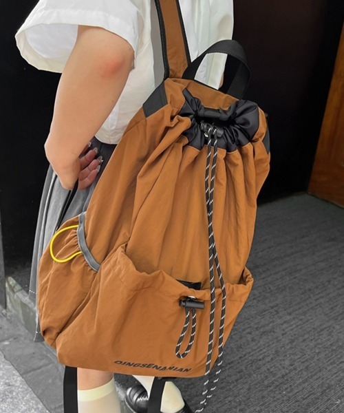 Miniministore(ミニミニストア)の「パラコード巾着リュック大容量バックパック(バックパック/リュック・レディース・ブラック/ベージュ/カーキ/オレンジ/ワインレッド・FREE)」の9枚目の写真