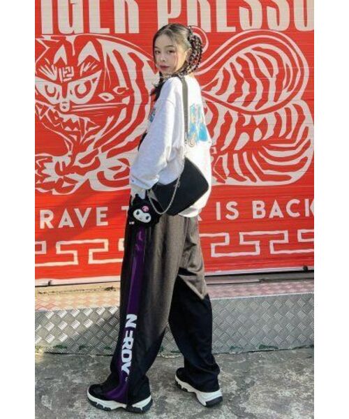 Retriever Club（レトリーバークラブ）の「GRAFFITI RRC CREWNECK [MELANGE GRAY]（スウェット・レディース・その他・MEDIUM/SMALL）」の19枚目の写真