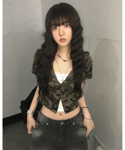 inst.ALL(インストール)の「クロップド丈迷彩柄半袖Wジップフーディー(Tシャツ/カットソー・レディース・カーキ・M)」の3枚目の写真