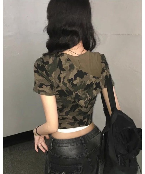 inst.ALL(インストール)の「クロップド丈迷彩柄半袖Wジップフーディー(Tシャツ/カットソー・レディース・カーキ・M)」の6枚目の写真