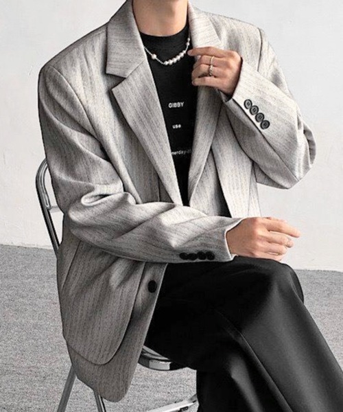 NOWLE(ノウル)の「【NOWLE】フェイクツーピース レイヤード テーラードジャケット(テーラードジャケット・メンズ・グレー・LARGE/MEDIUM)」の2枚目の写真