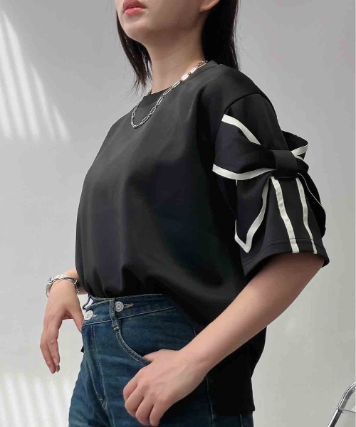 AS KNOW AS plus(アズノゥアズプラス)の「◯袖リボン×脇スリット オーバーサイズ半袖Tシャツ(Tシャツ/カットソー・レディース・アイボリー/杢グレー/ブラック・FREE)」の10枚目の写真
