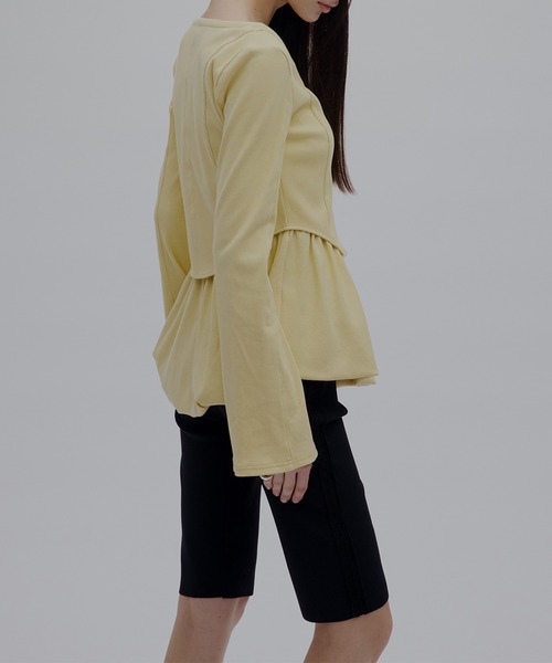 Ameri(アメリ)の「MEDI FRONT HOOK RIB CARDIGAN(カーディガン/ボレロ・レディース・クリーム/ブラック/アイボリー・FREE)」の11枚目の写真