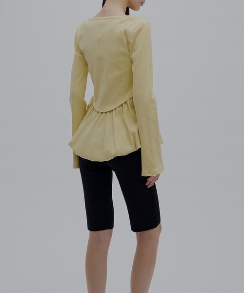 Ameri(アメリ)の「MEDI FRONT HOOK RIB CARDIGAN(カーディガン/ボレロ・レディース・クリーム/ブラック/アイボリー・FREE)」の12枚目の写真