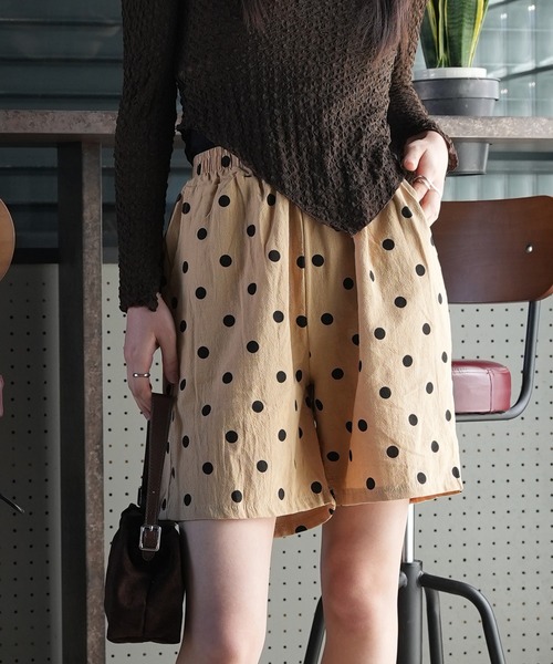 Kotoe(コトエ)の「綿麻ライク ドット柄 ハーフパンツ(その他パンツ・レディース・ライトベージュ/ベージュ・FREE)」の2枚目の写真