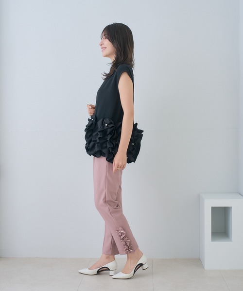 Neige(ネージュ)の「リュスクフリルパールトップス(Tシャツ/カットソー・レディース・ブラック/ネイビー・ONE SIZE)」の10枚目の写真