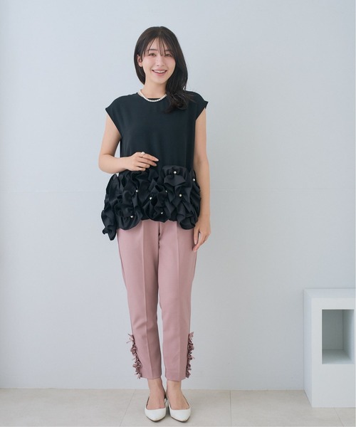Neige(ネージュ)の「リュスクフリルパールトップス(Tシャツ/カットソー・レディース・ブラック/ネイビー・ONE SIZE)」の12枚目の写真