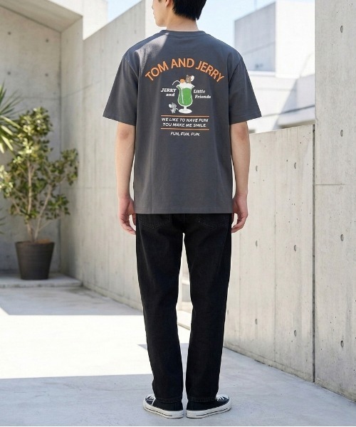 Tom&Jerry(トムアンドジェリー)の「【TOM&JERRY/トムとジェリー】キャラクターバックプリント半袖プリントTシャツ(DRY) ユニセックス(Tシャツ/カットソー・メンズ・オートミール/スミクロ/ライトピンク/サックスブルー・LARGE/MEDIUM)」の14枚目の写真