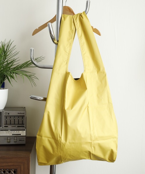 392 plusm(サンキューニプリュスエム)の「392plusm 392PLUSM PU ECO BAG_BIGムジ サンキューニ プリュスエム PU エコバッグ ビッグ(エコバッグ/サブバッグ・メンズ・イエロー/レッド/ブラック/ブルー・ONE)」の12枚目の写真