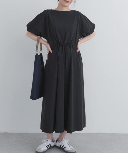 URBAN RESEARCH DOORS(アーバンリサーチドアーズ)の「撥水ウエストドロストワンピース(ワンピース・レディース・チャコールグレー/ブラック・FREE)」の6枚目の写真