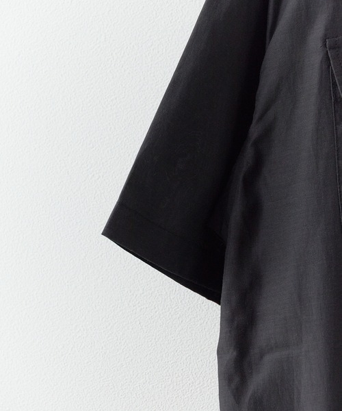 Liberaiders(リベレイダース)の「Liberaiders/リベレイダース COTTON RAYON S/S SHIRT コットン レーヨン 半袖シャツ 刺繍デザイン 裾ドロスト 吸水速乾 メンズ 2026年 夏 夏服(シャツ/ブラウス・メンズ・ブラック・M/L/XL)」の7枚目の写真