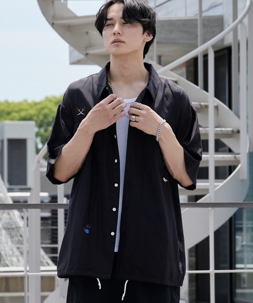 Liberaiders(リベレイダース)の「Liberaiders/リベレイダース COTTON RAYON S/S SHIRT コットン レーヨン 半袖シャツ 刺繍デザイン 裾ドロスト 吸水速乾 メンズ 2026年 夏 夏服(シャツ/ブラウス・メンズ・ブラック・M/L/XL)」の22枚目の写真