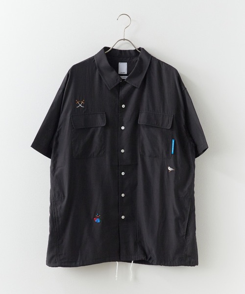 Liberaiders(リベレイダース)の「Liberaiders/リベレイダース COTTON RAYON S/S SHIRT コットン レーヨン 半袖シャツ 刺繍デザイン 裾ドロスト 吸水速乾 メンズ 2026年 夏 夏服(シャツ/ブラウス・メンズ・ブラック・M/L/XL)」の16枚目の写真