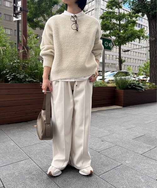 Jena espace merveilleux（ジェナ　エスパスメルヴェイユ）の「【ベーシックこそ、上質を選びたい】上品イージーパンツ（その他パンツ・レディース・チャコールグレー/ベージュ/アイボリー/ブラック・1/2）」の9枚目の写真