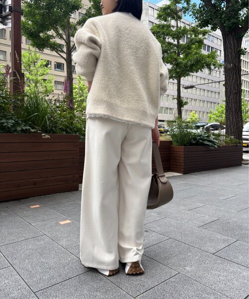 Jena espace merveilleux（ジェナ　エスパスメルヴェイユ）の「【ベーシックこそ、上質を選びたい】上品イージーパンツ（その他パンツ・レディース・チャコールグレー/ベージュ/アイボリー/ブラック・1/2）」の14枚目の写真