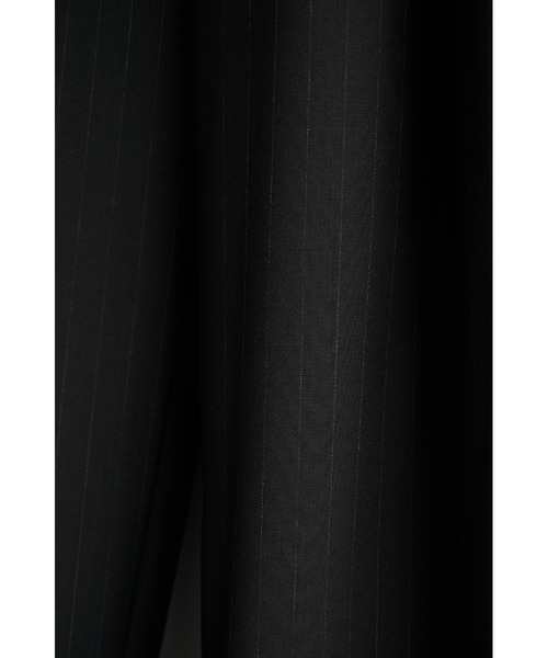 marka(マーカ)の「CONZ別注 DOUBLE PLEATED WIDE TROUSERS/ワイドパンツ/抗菌・防臭性/オールシーズン/marka(スラックス・メンズ・ライトグレー/グレー/ストライプ・1/3/2)」の16枚目の写真