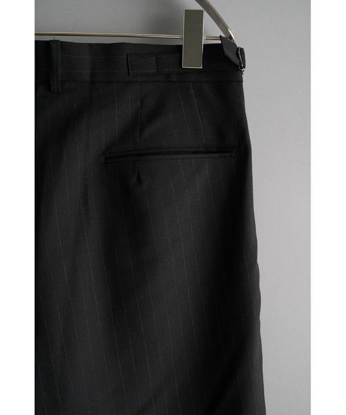 marka(マーカ)の「CONZ別注 DOUBLE PLEATED WIDE TROUSERS/ワイドパンツ/抗菌・防臭性/オールシーズン/marka(スラックス・メンズ・ライトグレー/グレー/ストライプ・1/3/2)」の19枚目の写真