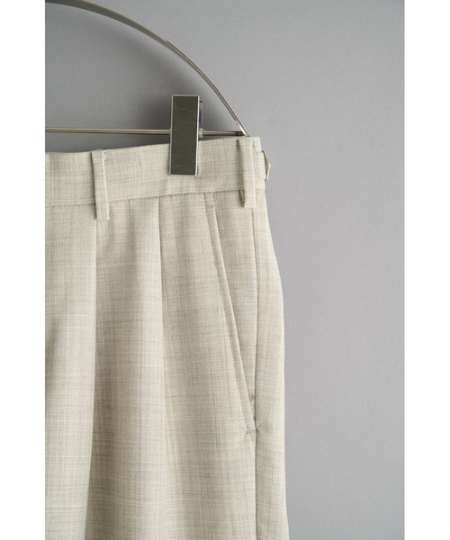 marka(マーカ)の「CONZ別注 DOUBLE PLEATED WIDE TROUSERS/ワイドパンツ/抗菌・防臭性/オールシーズン/marka(スラックス・メンズ・ライトグレー/グレー/ストライプ・1/3/2)」の9枚目の写真