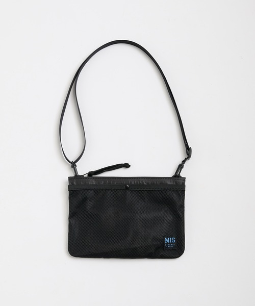 MIS（エムアイエス）の「MESH POCKET SACOSCH（ショルダーバッグ・メンズ・ブラック/グレー/ベージュ・ONESIZE）」の2枚目の写真