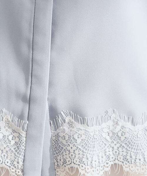 couture brooch(クチュールブローチ)の「【洗える】ピンタック 裾レース ブラウス(シャツ/ブラウス・レディース・ダークブラウン/オフホワイト/ブルー系4・36/38/40/42)」の19枚目の写真