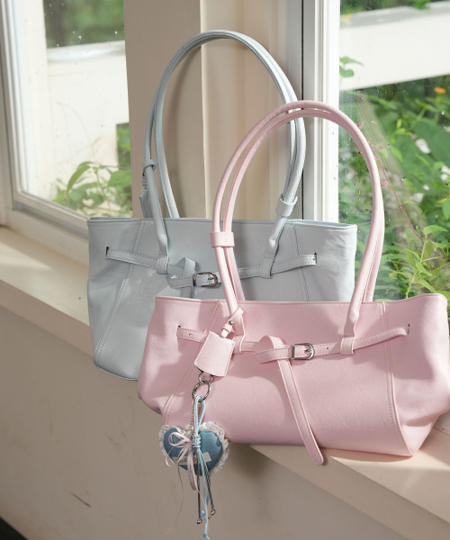 PIGMENT(ピグメント)の「パステルツイストバックルバッグ (TYBE260325)(ショルダーバッグ・レディース・ピンク/スカイブルー・F)」の3枚目の写真