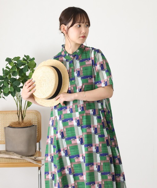KILKI(キルキー)の「kilki スタンドフリルカラー半袖ワンピース ペインター(ワンピース・レディース・レッド系その他/グリーン系その他・FREE)」の6枚目の写真