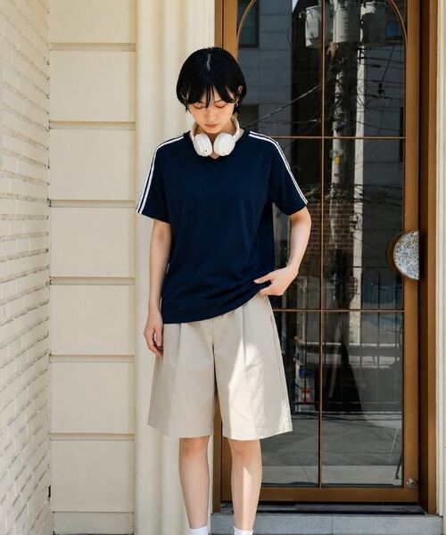 GRAPICK（グラピック）の「オブトラック Vネック 半袖Tシャツ 4カラー [GRSV_1501]（Tシャツ/カットソー・レディース・ピンク/アイボリー/ブラック/ネイビー・SMALL/MEDIUM/LARGE/X-LARGE）」の11枚目の写真