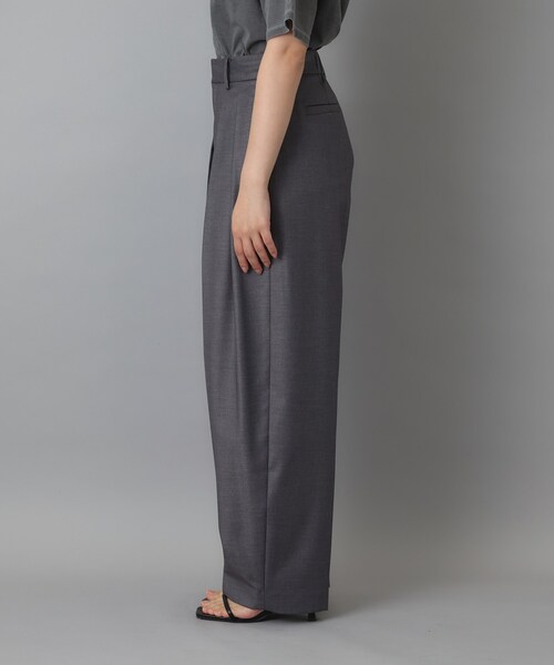 DRESSTERIOR(ドレステリア)の「ソフトカーブ2タックパンツ(その他パンツ・レディース・チャコールグレー/ブラウン系その他・34/38/36)」の17枚目の写真