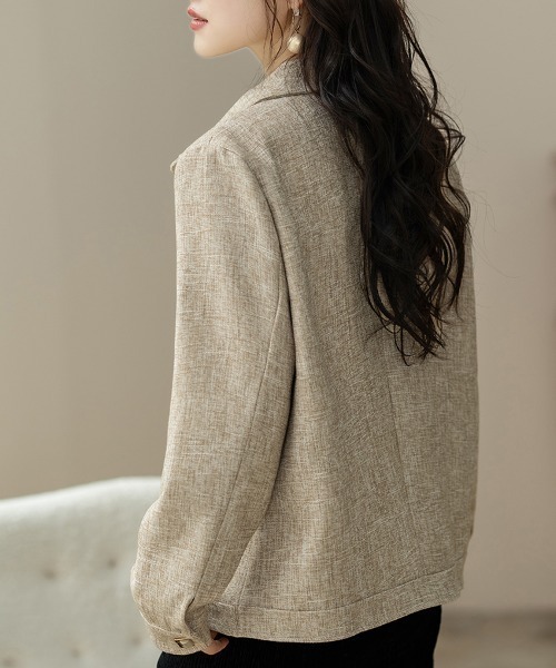 AMAJI(アマジ)の「ショート丈ジャケット(その他アウター・レディース・カーキ/ブラック・SMALL/MEDIUM/LARGE/X-LARGE)」の4枚目の写真