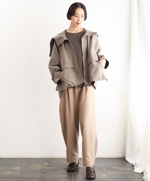 MICHEL KLEIN（ミッシェル・クラン）の「[2WAY]ピーチタッチワイドパンツ（その他パンツ・レディース・サンドベージュ/チャコールグレー・38）」の6枚目の写真