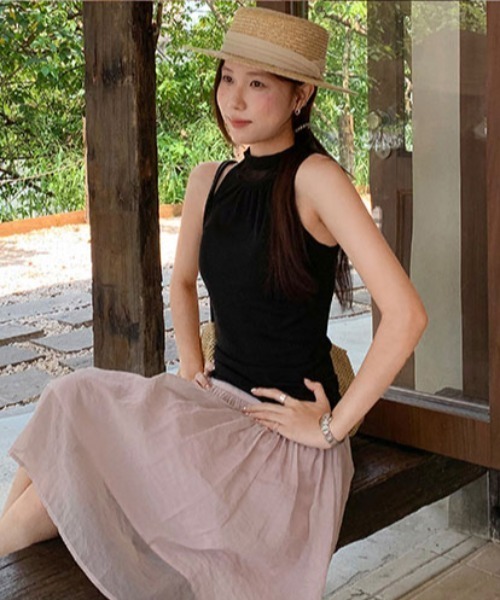 FAVORITO(ファヴォリート)の「ノースリーブホルターネックトップス(Tシャツ/カットソー・レディース・ホワイト/ブラック・F)」の14枚目の写真