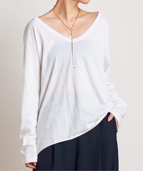 AP STUDIO(エーピーストゥディオ)の「Low-necked T-sh(Tシャツ/カットソー・レディース・ブラック/ホワイト・FREE)」の13枚目の写真