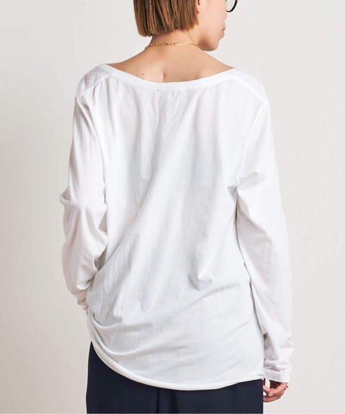 AP STUDIO(エーピーストゥディオ)の「Low-necked T-sh(Tシャツ/カットソー・レディース・ブラック/ホワイト・FREE)」の15枚目の写真