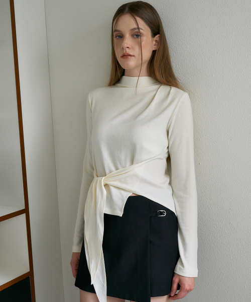 DEHEVE（デヘヴェ）の「Mock-neck Wrap Long Sleeve [Ivory]（Tシャツ/カットソー・レディース・アイボリー・OS）」の6枚目の写真