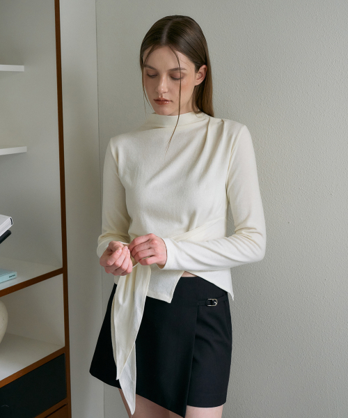 DEHEVE（デヘヴェ）の「Mock-neck Wrap Long Sleeve [Ivory]（Tシャツ/カットソー・レディース・アイボリー・OS）」の7枚目の写真
