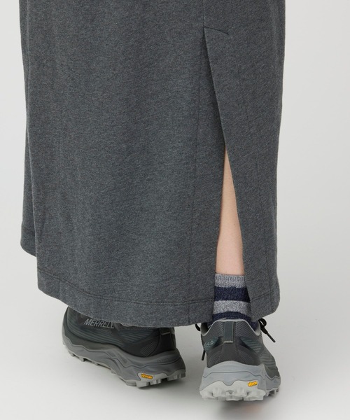Snow Peak(スノーピーク)の「Snow Peak / Urake Varsity Print Dress 裏毛バーシティプリントワンピース(ワンピース・レディース・ダークブラウン/チャコール/ライトグレー・2/1/3)」の13枚目の写真