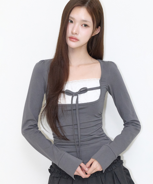 ILLIGO(イリゴ)の「ROSIE スクエアネックトップ チャコール(Tシャツ/カットソー・レディース・その他・FREE)」の3枚目の写真