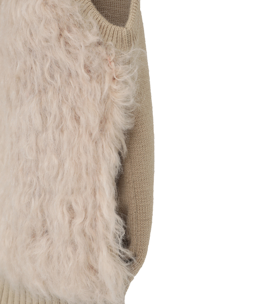 CURRENTAGE(カレンテージ)の「SHAGGY KNIT COMBI ZIP VEST(ベスト・レディース・ベージュ/ブラック・1)」の15枚目の写真
