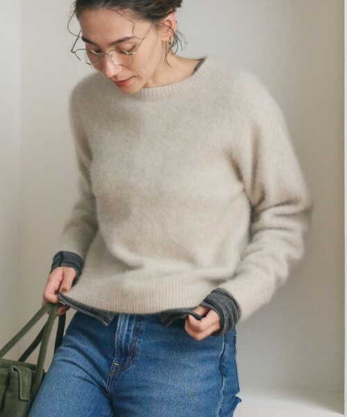 BEAUTY&YOUTH UNITED ARROWS(ビューティーアンドユースユナイテッドアローズ)の「フォックスカシミヤブレンド クルーネック ニットプルオーバー(ニット/セーター・レディース・ダークブラウン/ナチュラル/ブラック/レッド・FREE)」の15枚目の写真