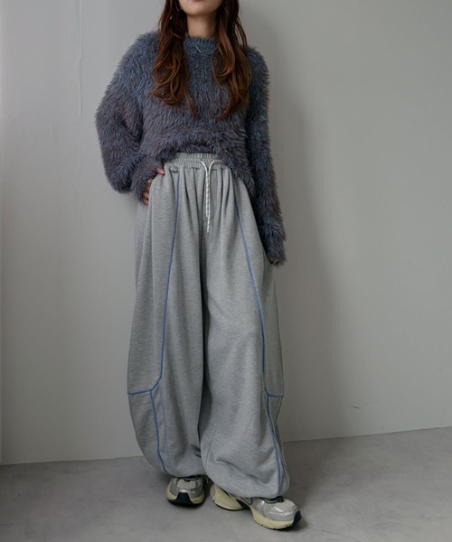 bohmal(ボマール)の「バイカラーパイピングカーブカラースウェットパンツ(その他パンツ・レディース・ライム/ブルー/杢グレー・FREE)」の4枚目の写真