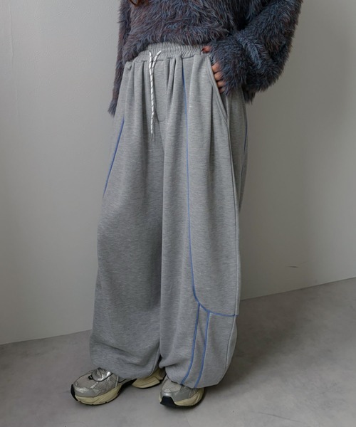 bohmal(ボマール)の「バイカラーパイピングカーブカラースウェットパンツ(その他パンツ・レディース・ライム/ブルー/杢グレー・FREE)」の6枚目の写真